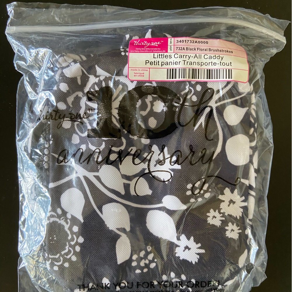 NWT THIRTY-one LITTLES CARRY ALL CADDY